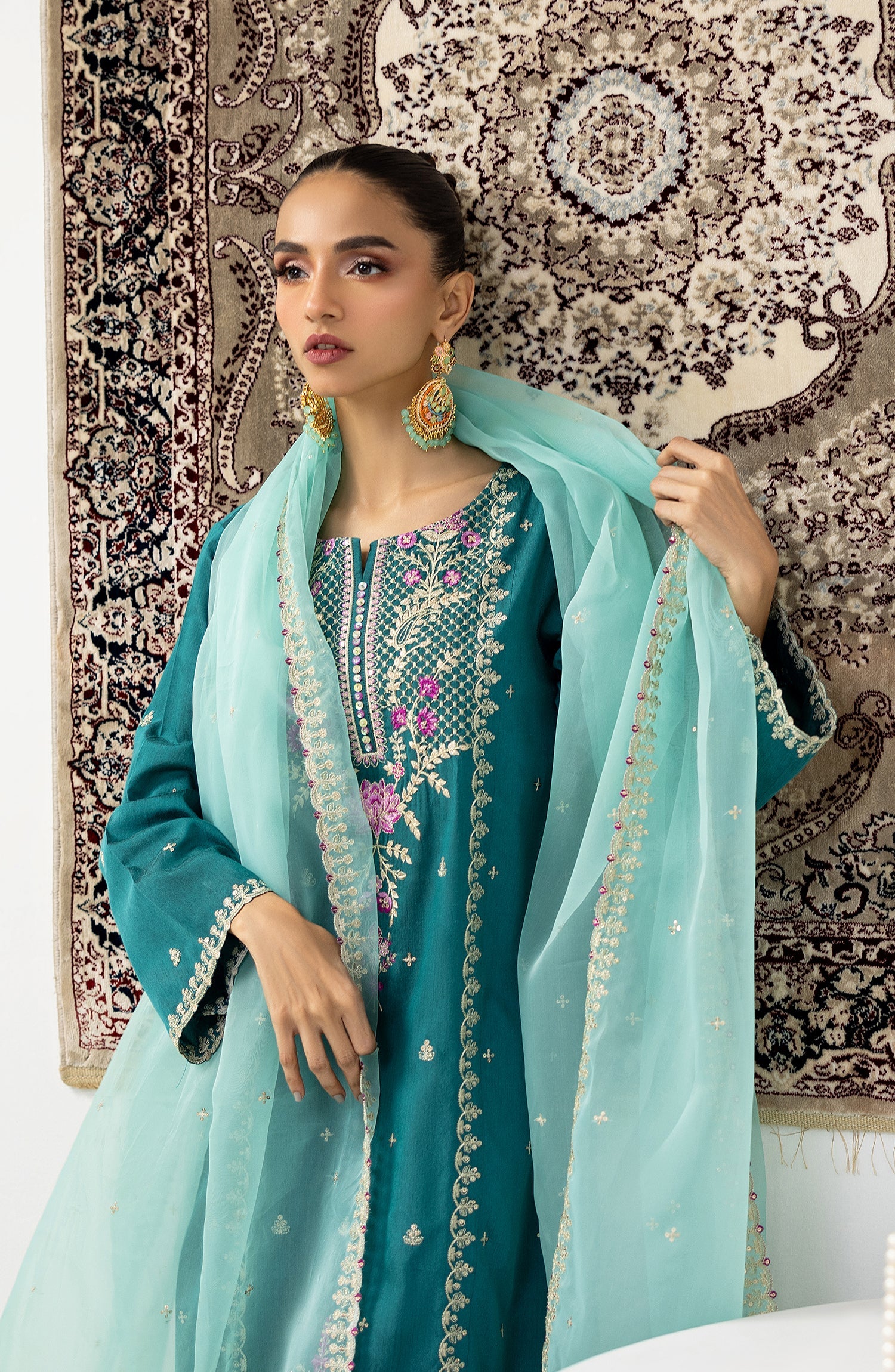 NF-SDT-23-019 TEAL Orient Brand Original Fabrics – Retail