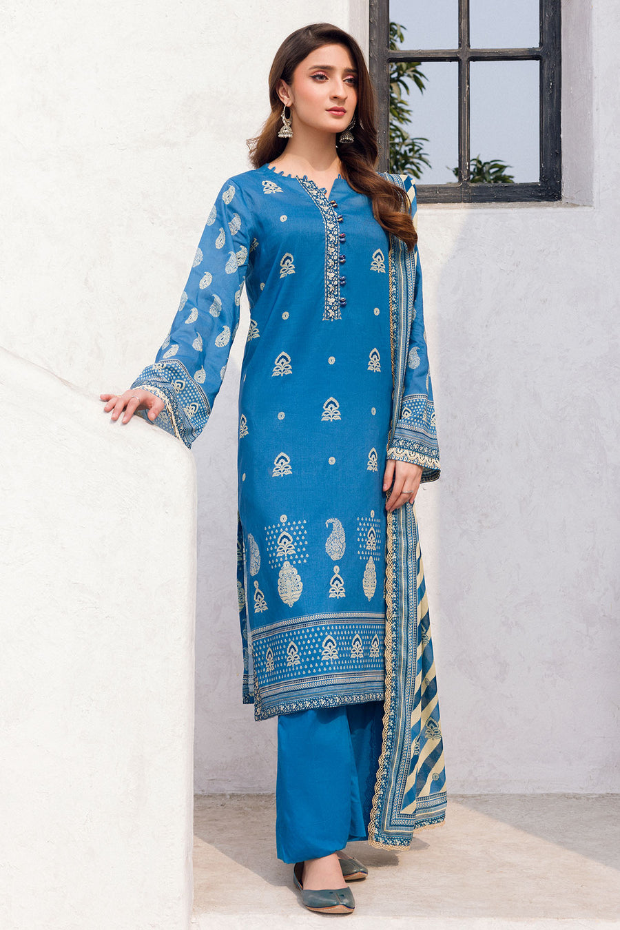 4583-Zaba Motifz 2024 Brand Original Fabrics – Retail